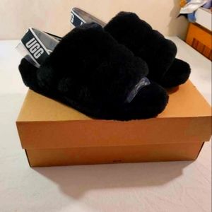 UGG Australia Fluff Yeah Slide Sandals for Women, Size US 9 - Black- BRAND NEW!